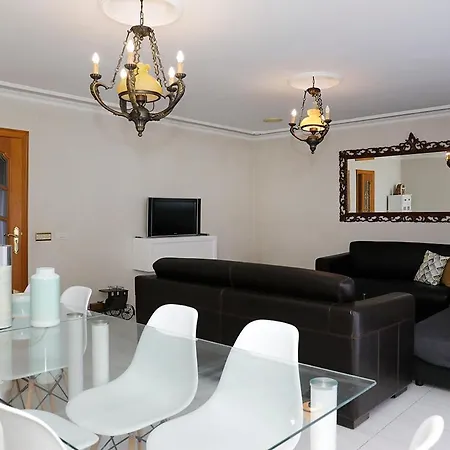 Casa De Castelo Holiday home *